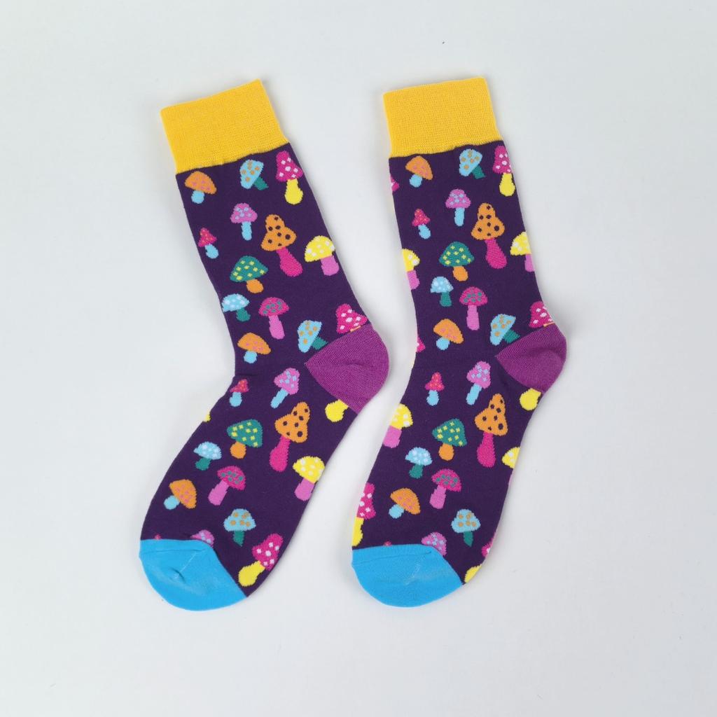1 Pair  Diverse Colorful Mushrooms Breathable Mid Tube Men's and Women's Socks Suit In All Seasons For Daily