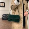 Minimalist Fashion Velvet Shoulder Bag Autumn New Beautiful Displacement for Work Versatile Practical Crossbody Bags