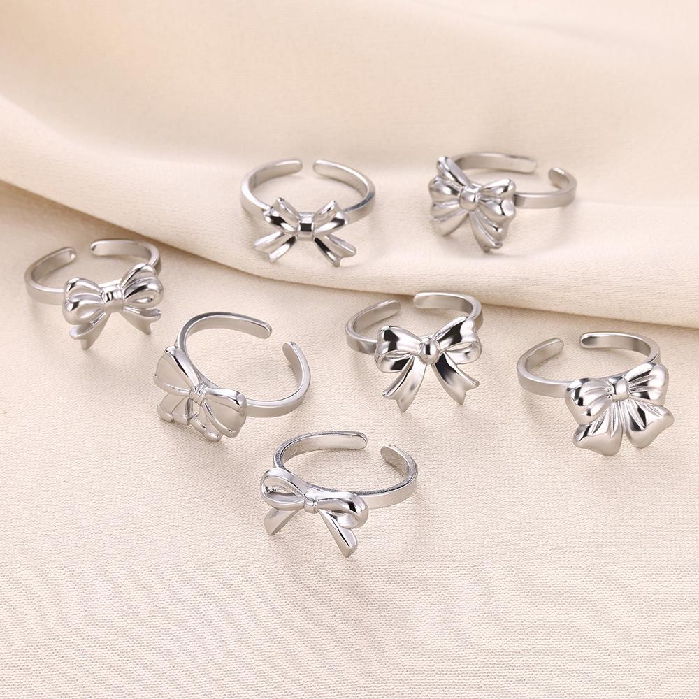 Elegant Women's Open Bow Ring: Niche Design, Versatile & Stylish