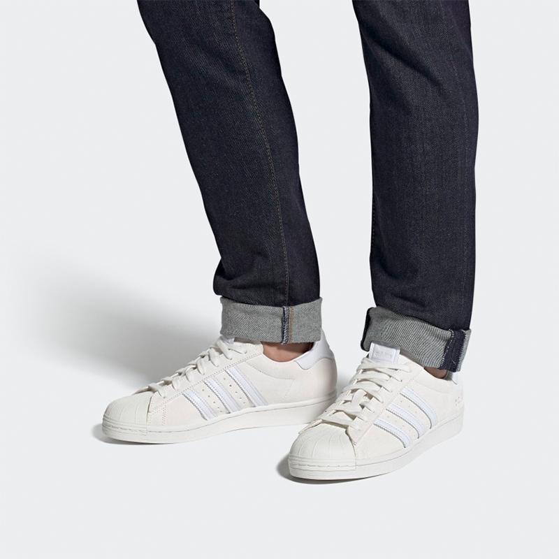 adidas Superstar 'Бирка с размером - Кремовый' FY5478
