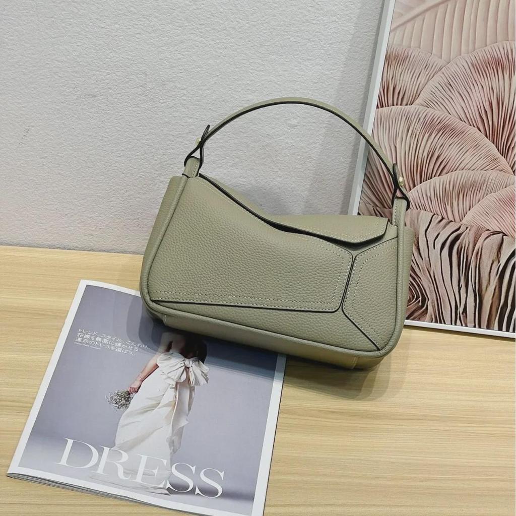 2024 Осень Женская Модная Универсальная Сумка из Коровьей Кожи на Одно Плечо