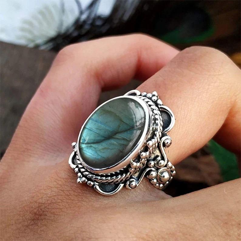 Овальное кольцо с лабрадоритом, кольцо из цельного серебра 925 пробы, кольцо ручной работы, дизайнерское кольцо, подарок для нее, кольцо с безелем