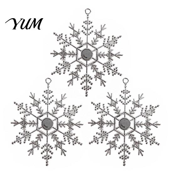 Gold Silver Red Christmas Tree Baubles 3Pcs Snowflakes Ornaments, 10cm Glitter Hanging Plastic Snowflake Glossy Electroplated Ornaments Decorations