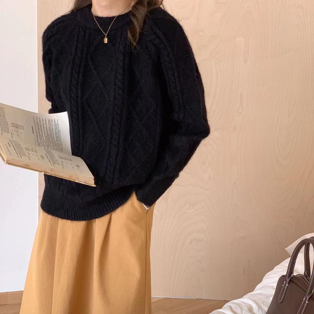 Vintage Twist Thickened Pullover Sweater Women's Autumn and Winter Solid Color Round Neck All-match Loose Knitted Sweater for Outer Wear