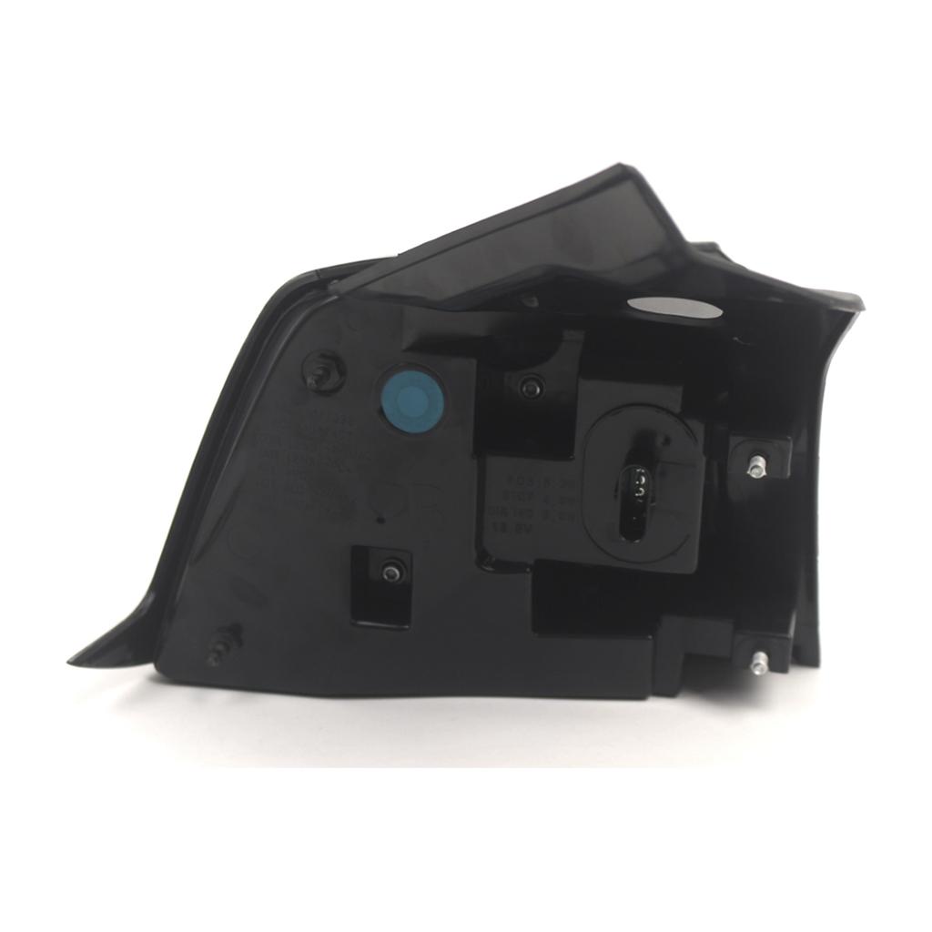 Right Rear Tail Lamp LED Light Outer 1077398-00 For Tesla Model 3 2017-2023