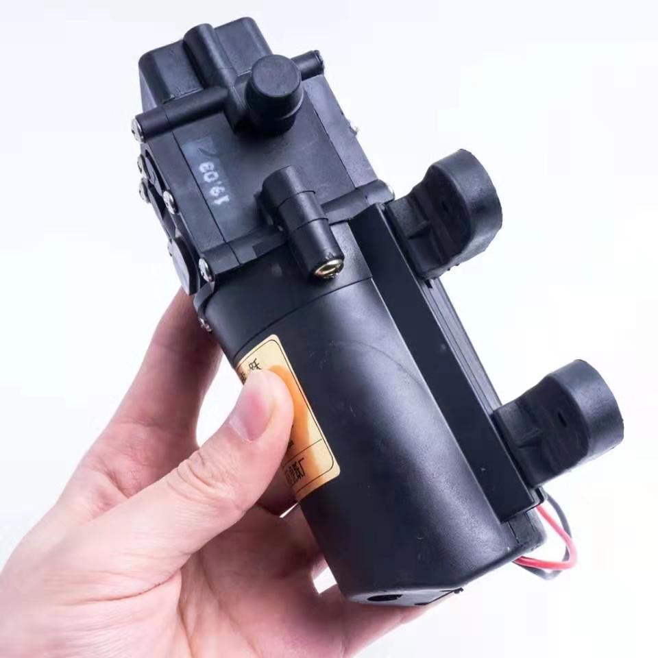 Электрический самовсасывающий водяной насос 12 В для автомойки и распылителя-дрона