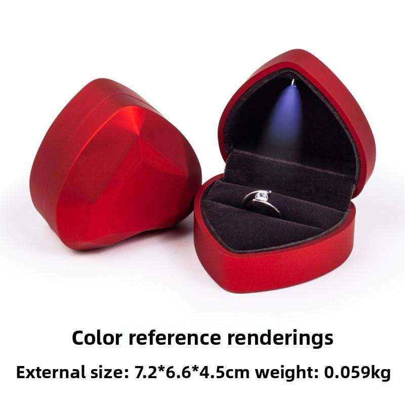 Romantic heart-shaped jewelry box - premium led lighted ring box for necklaces and pendants
