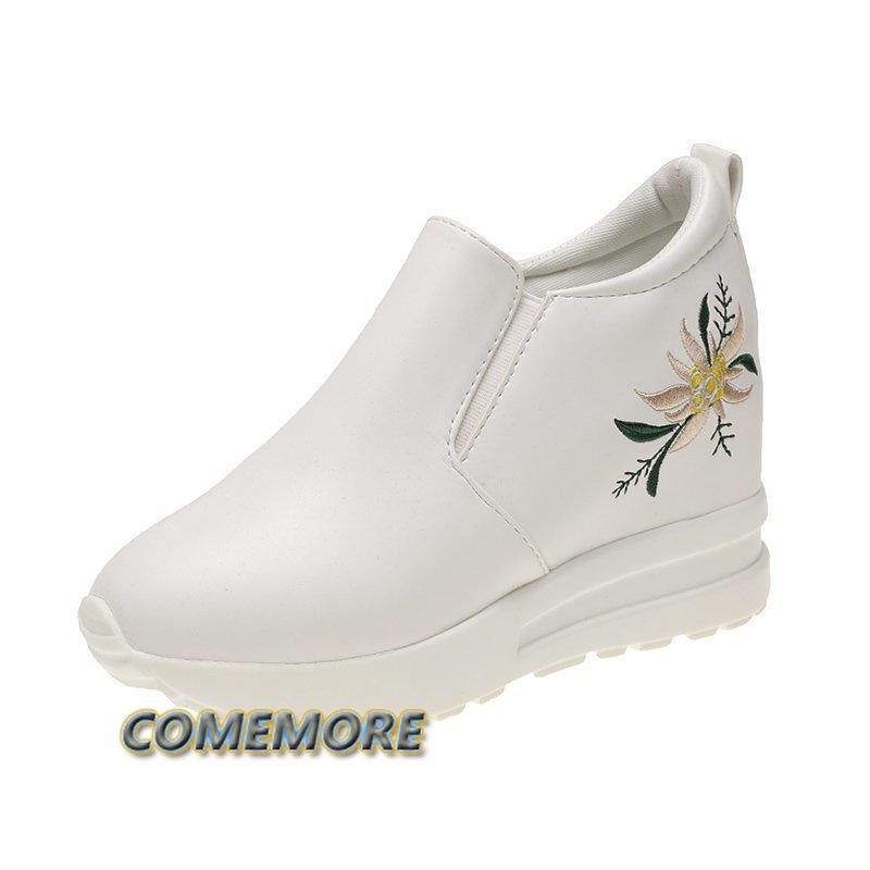 New High Heels Embroidered Shoes Casual Black Women's Sneakers Leisure Platform Shoes Slip-On Breathable Height Increasing Shoes