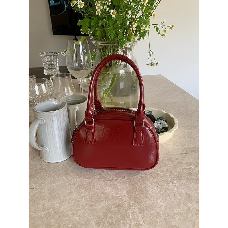 Красная сумка для женщин, осенне-зимняя новинка, модная корейская сумка-боулинг для ношения в руке, универсальная сумка через плечо, повседневная квадратная сумка