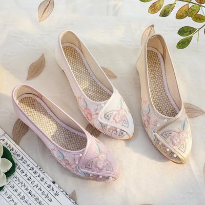 [Цветочный дым] 2025 новые туфли из ткани в китайском стиле, жемчужные темпераментные женские туфли с острым носком в ретро-этническом стиле, одинарные туфли