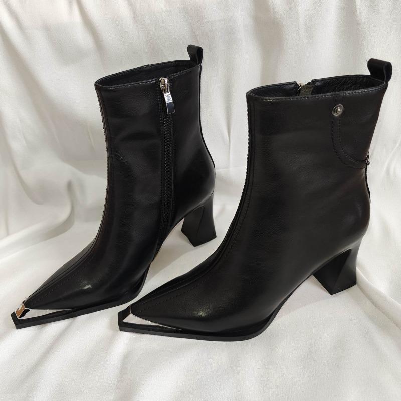 Fashion Winter New Thick Heel Cotton Boots Women's Metal Pointed Head Side Zipper Rivet Anti-slip Wear-resistant Short Boots
