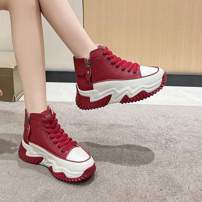 Модная повседневная женская обувь на толстой подошве. Повседневная спортивная обувь с высоким верхом.