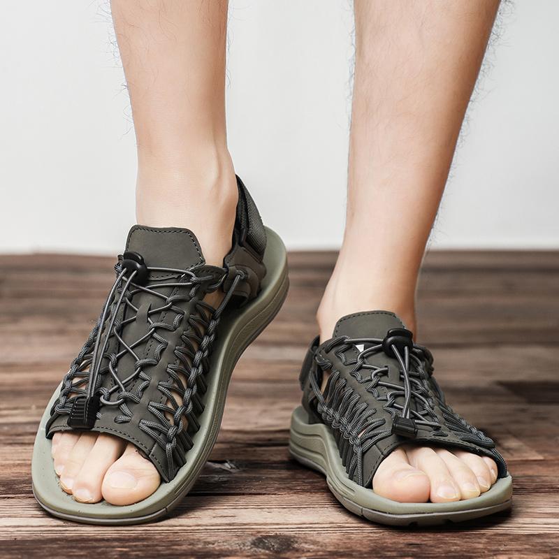 Модная пляжная повседневная мужская обувь Модный и персонализированный дизайн ручной работы Уличная прогулочная летняя обувь Новинка