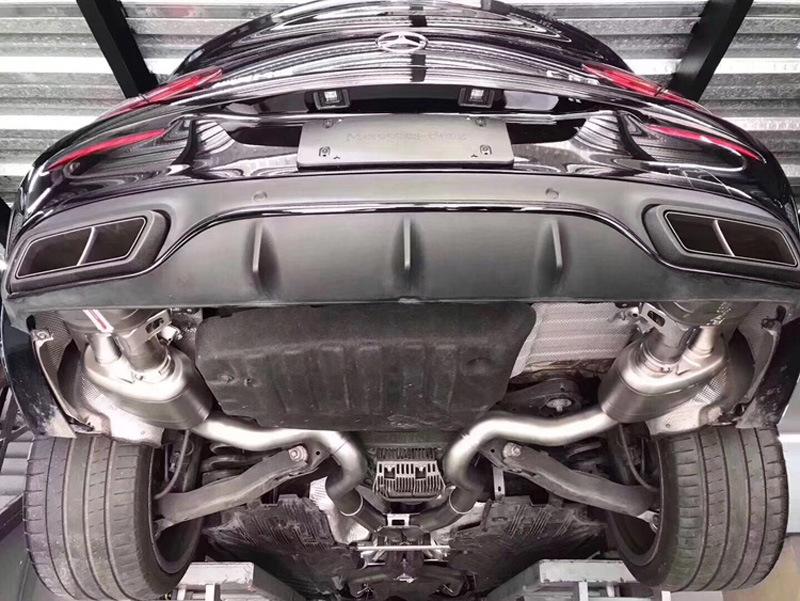 Насадки выхлопной системы из углеволокна для Mercedes-Benz A, C, E, S, GLE, GLS, GLC - Scorpion AM* Квадратные четыре выхода