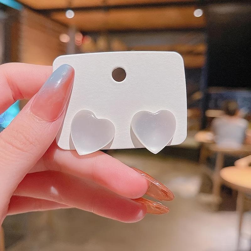 Серьги в форме сердца в минималистском стиле, элегантные серьги-гвоздики для женщин, модные украшения для ушей, универсальные для повседневных и праздничных случаев