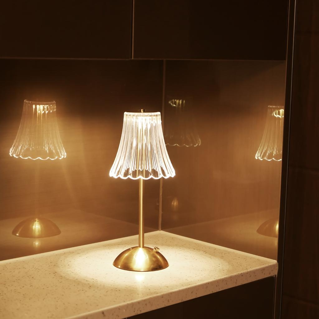 Современная светодиодная хрустальная настольная лампа с сенсорным управлением - трехцветное освещение, основание из кованого железа, аккумуляторная батарея