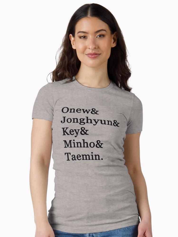 Футболка с принтом имен участников SHINee Тэмина