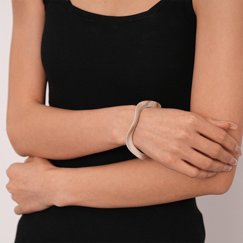 Hip Hop Acrylic Bangle Bohemian Retro Hand Ring Temperament Irregular Wide Bracelet  Women
