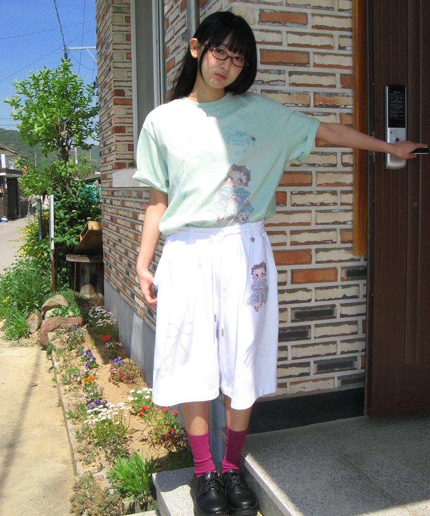 RONRON Betty Boop Dreamy Ribbon Sweat Bermuda Pants White