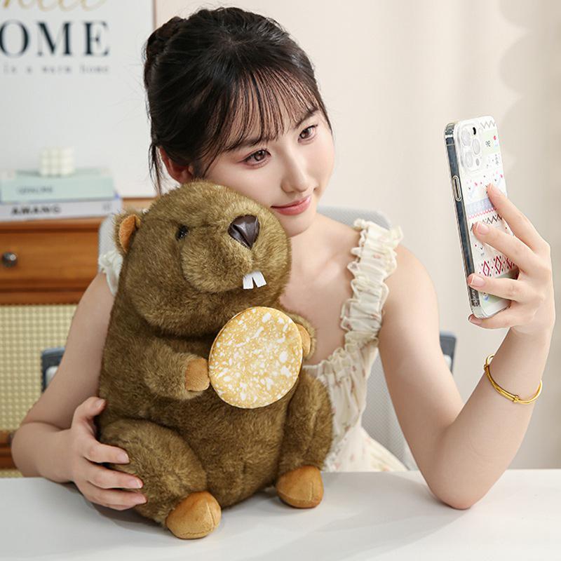 Screaming Marmot Plush Toy: Cute Mouse Pillow Doll for Girls' Birthday Gift Ornament