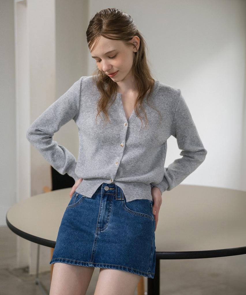 HYFVE Basic Slit Button Cardigan