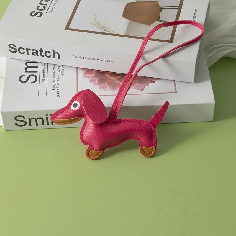 Classic Cute Puppy Dog Bag Pendant Key Chain Fashion PU Leather Dachshund Key Ring Accessories Women