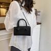 Premium Chain Box Portable Small Square Bag Women's New Fashionable Versatile Exquisite Hand Carry Shoulder Messenger Bag