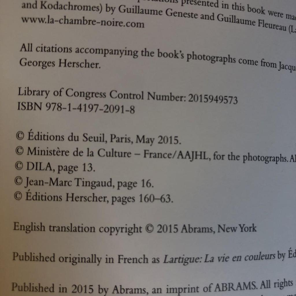 [ИСПОЛЬЗОВАННЫЙ] Лартиг: Книга с фотографиями «Жизнь в цвете» (английский)