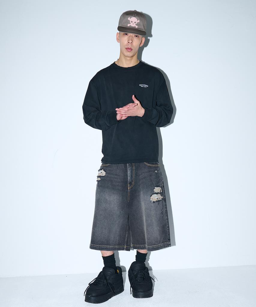 WKNDRS [Koin Seoul] Damaged Skull Denim Shorts (Black)