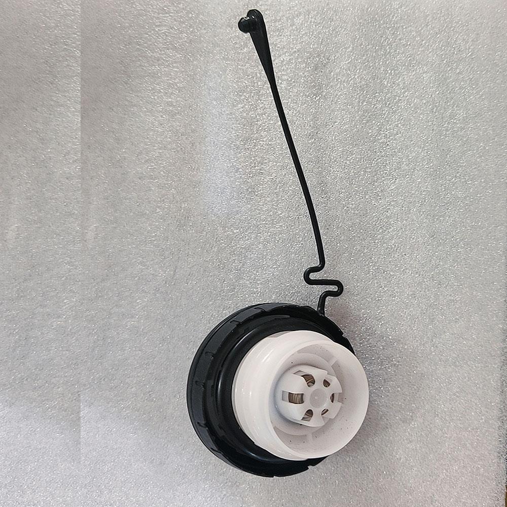 Крышка бензобака черная без замка LF0310250 для Mazda 3 6 CX-3 CX-9 CX-5