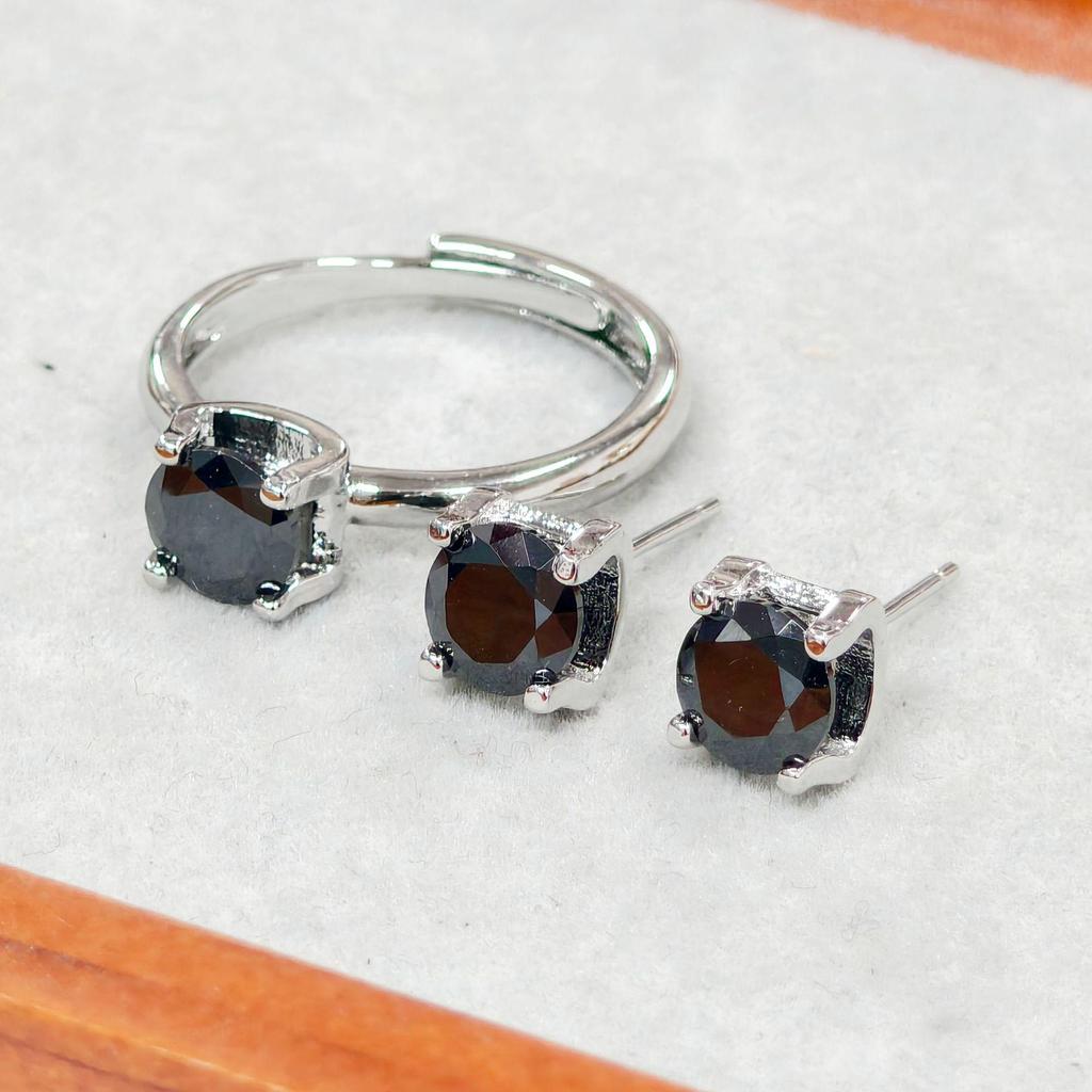 Gesen Jewelry: Трехпредметный набор "Черный Алмаз" - Классическое Кольцо, Серьги, Кулон для Мужчин и Женщин в Высококлассном Холодном Стиле