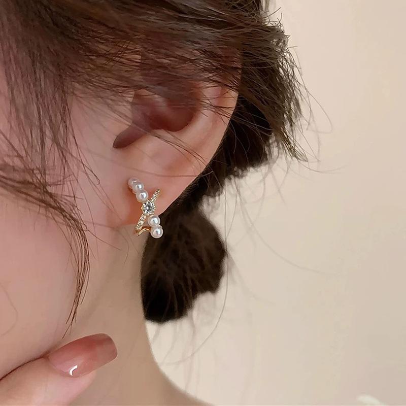 Zircon cross pearl ear clips women's niche design exquisite gentle stud earrings fashion light luxury temperament no pierced earrings