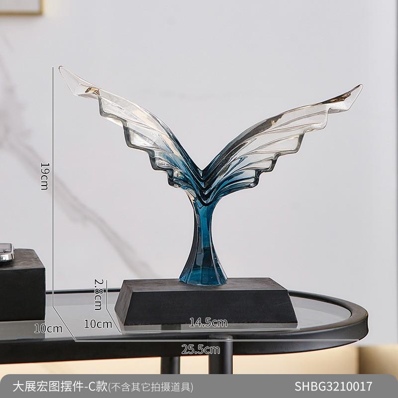 Resin Eagle Sculpture Decorative Figurine Living Room Office Entryway Modern Luxury Home Decor Gift