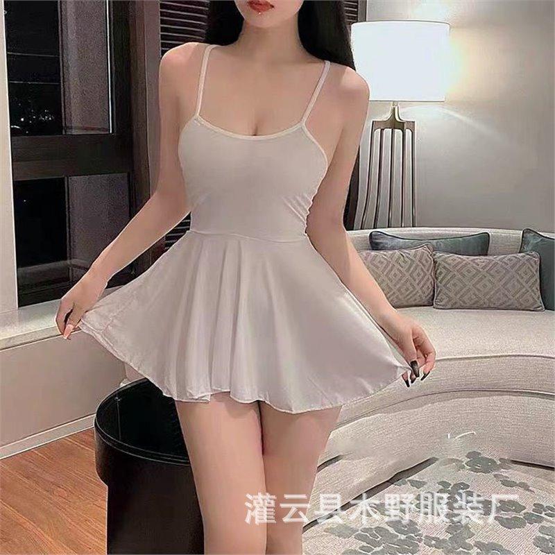 Large size suspender pajamas, sexy thin low-cut pajamas, pajamas, erotic underwear, pure desire to seduce hot girls short skirts
