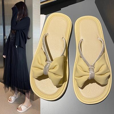 Модные высококачественные сандалии Shit Feeling Flat Sole для женщин 2024 года, летние новые популярные нишевые модные универсальные тапочки в стиле феи для отдыха на открытом воздухе