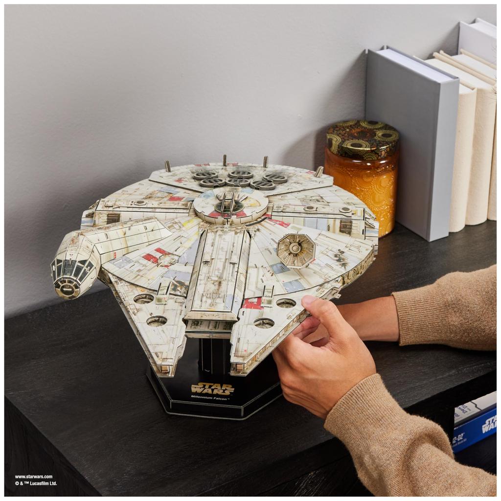 4D Build Star Wars Millennium Falcon 3D Model Star Wars Desk Decor for Fans and 3D Gift Idea for Ages 12 and Up Kit, Gift, Collectors, 223-Piece