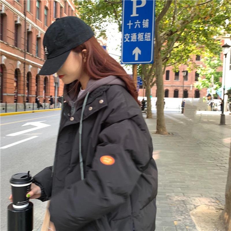 Дизайнерская куртка из пуха для женщин, зимняя новая свободная утолщенная куртка-пуховик, куртка с капюшоном