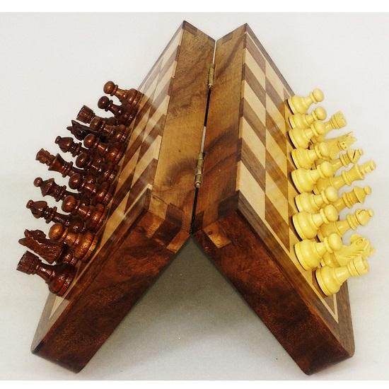 Wooden Magnetic Chess Set Of 17.78 Cm Foam Slotting For Chess Pieces