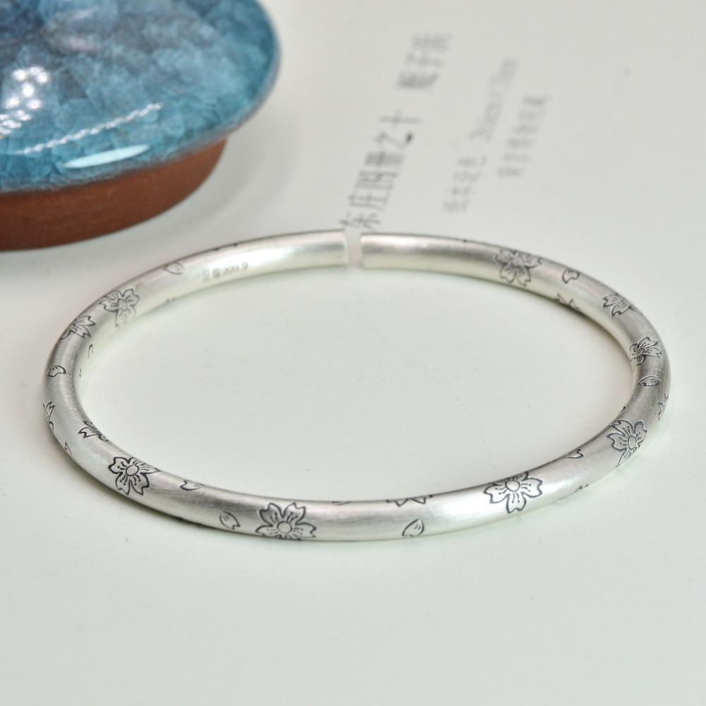 Zuyin 9999 Ретро матовый браслет с цветком вишни открытый браслет из чистого серебра простой художественный однотонный браслет для подарка маме и подруге