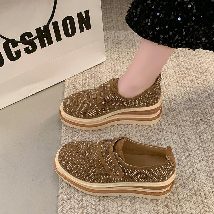 Внешняя торговля 2025 весна новая однопедальная толстая подошва ленивый отдых стразы корейская версия универсальных студенческих ботинок прилив