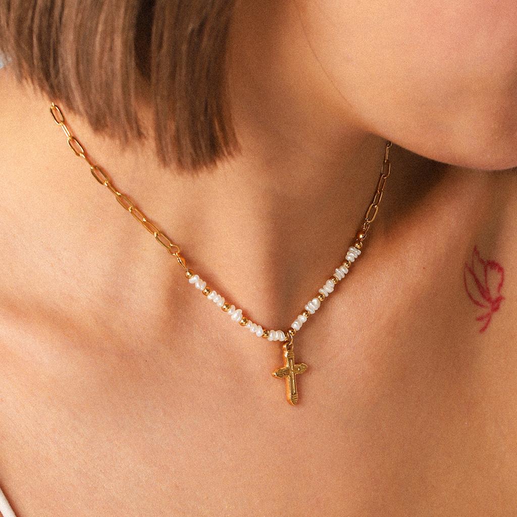 French light luxury vintage natural freshwater pearl necklace stainless steel cross pendant jewelry high-end clavicle chain