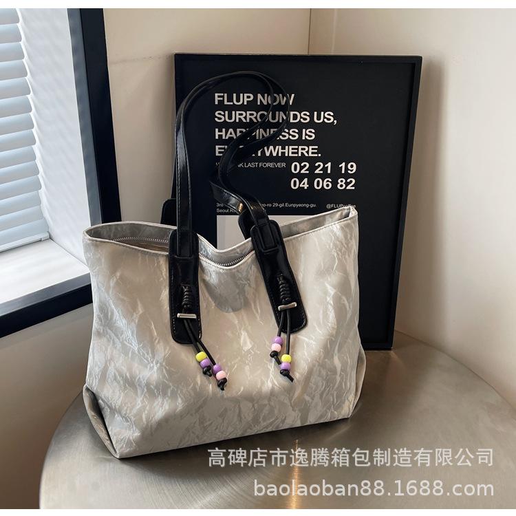 Повседневная женская сумка-тоут большой вместимости 2024 года, новая модная универсальная сумка через плечо для студентов колледжей и студентов, сумка для поездок на работу