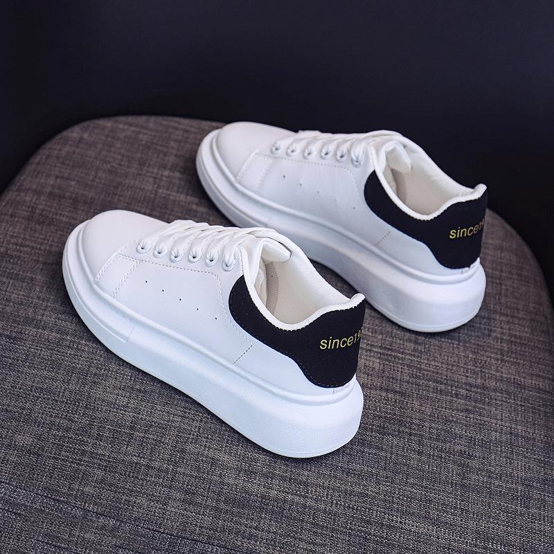 Светящиеся туфли McQueen маленькие белые туфли для женщин и мужчин 2 новых студенческих кеда для пар дышащие спортивные и повседневные туфли тренд