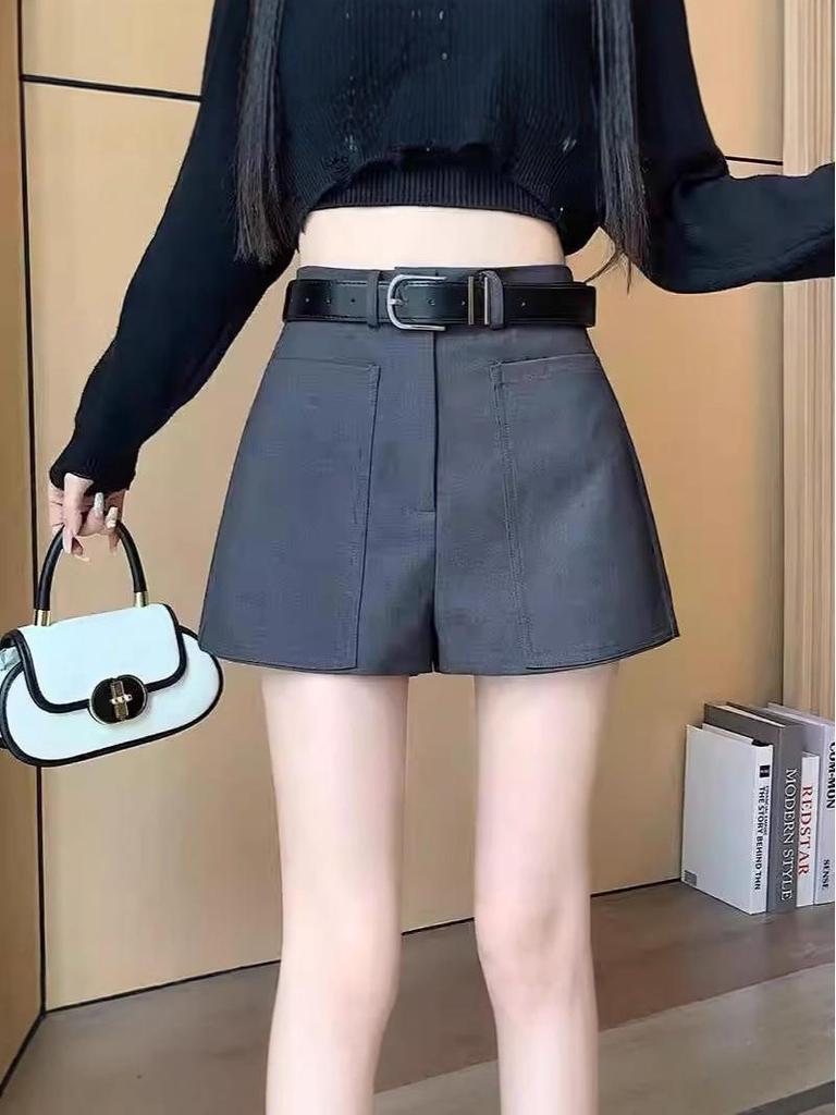 Весенние шорты А-силуэта большого размера с высокой посадкой черного цвета для женщин - Маленький размер, Свободный крой, Широкие штанины, Моделирующие фигуру, Костюмный стиль