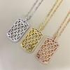 Серебряное колье 925 пробы с CNC-подвеской в виде тыквы, перламутровым халцедоном и агатовой биркой