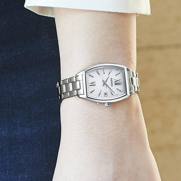 Seiko SWFH125 (SEIKO SELECTION S Series Solar Radio Controlled Metal Band Women's) Tonneau Watch