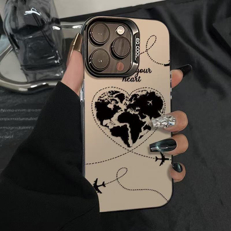 Heart-shaped airplane case for iPhone 18 Pro Max, personalized and energetic case for iPhone 18/15/14, European and American style.