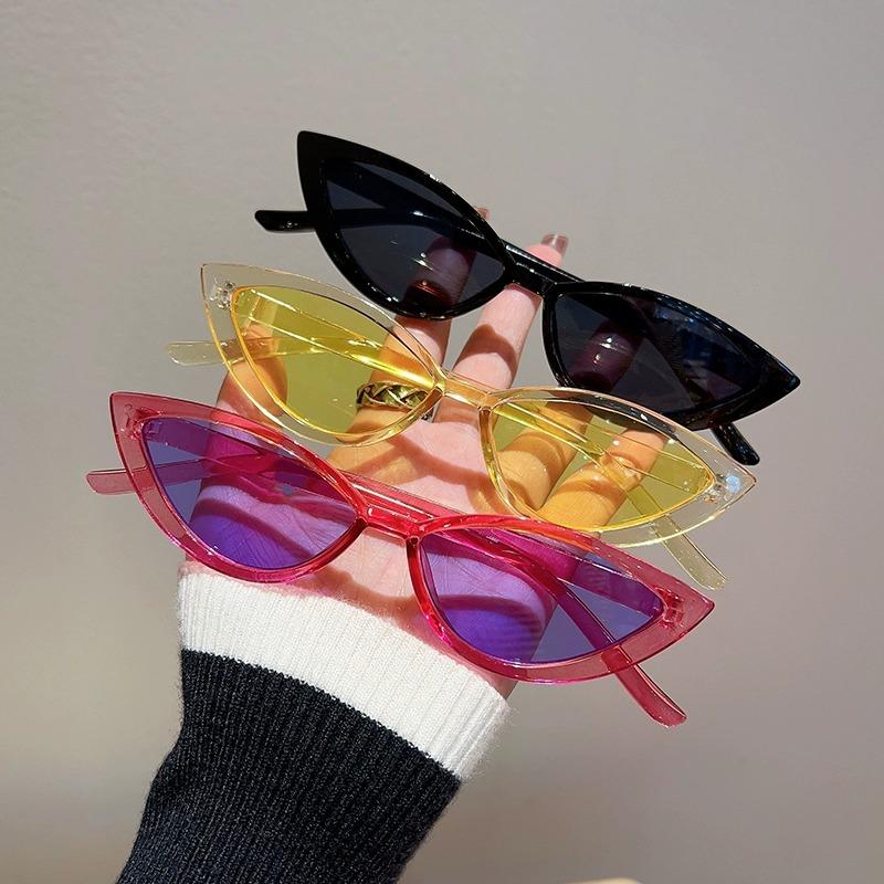 Durable High Quality Retro Trendy Edgy Punk High End Designer Style Glamorous Female For Both Male Sun Glasses
