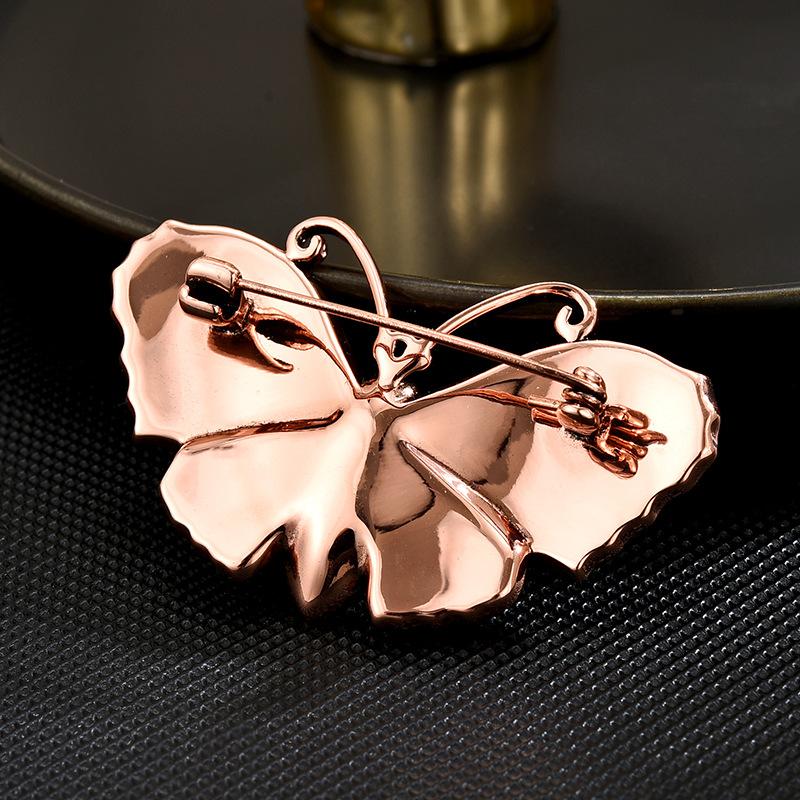 Design Sense European Elegance Exquisite Temperament Luxury Heavy Industry Butterfly Brooch Accessories Anti-Light Corsage Accessories
