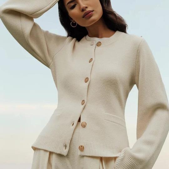 European and American independent station sweater jacket women's spring and autumn new soft waxy lazy wind knitted cardigan
